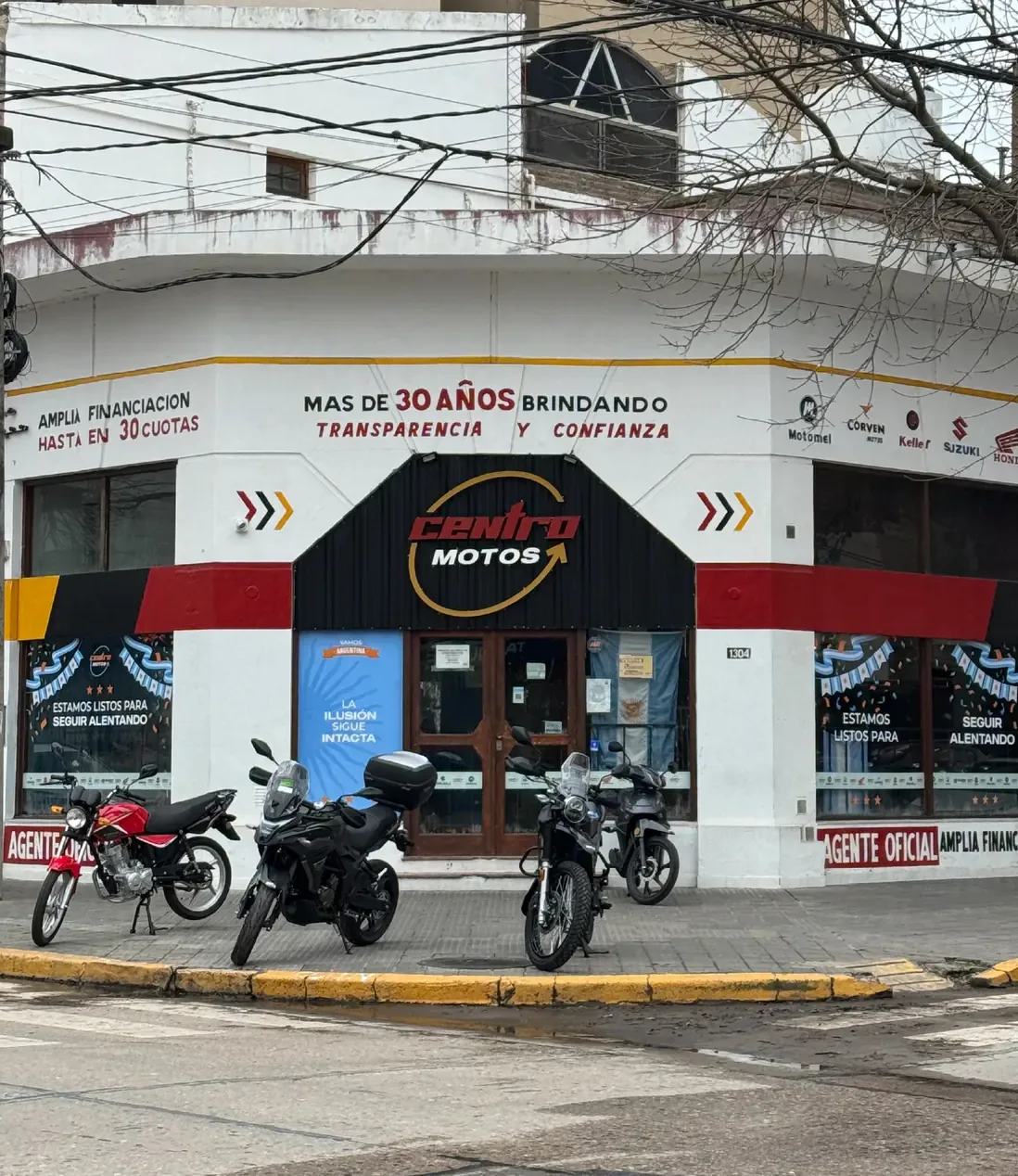 Frente de Sucursal San Martín, Av. San Martín 1304
